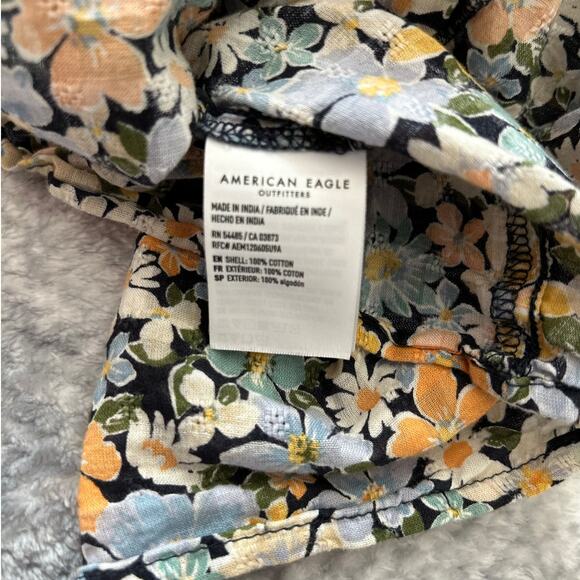 Bundle American Eagle Daisy Floral Cropped Smocked Tank Top Women Size Large - Picture 9 of 13